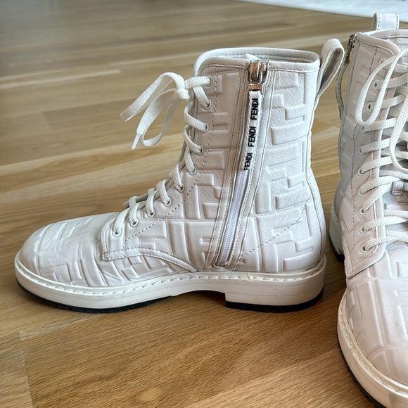 Fendi logo white combat boots, size 38 - Picture 2 of 5